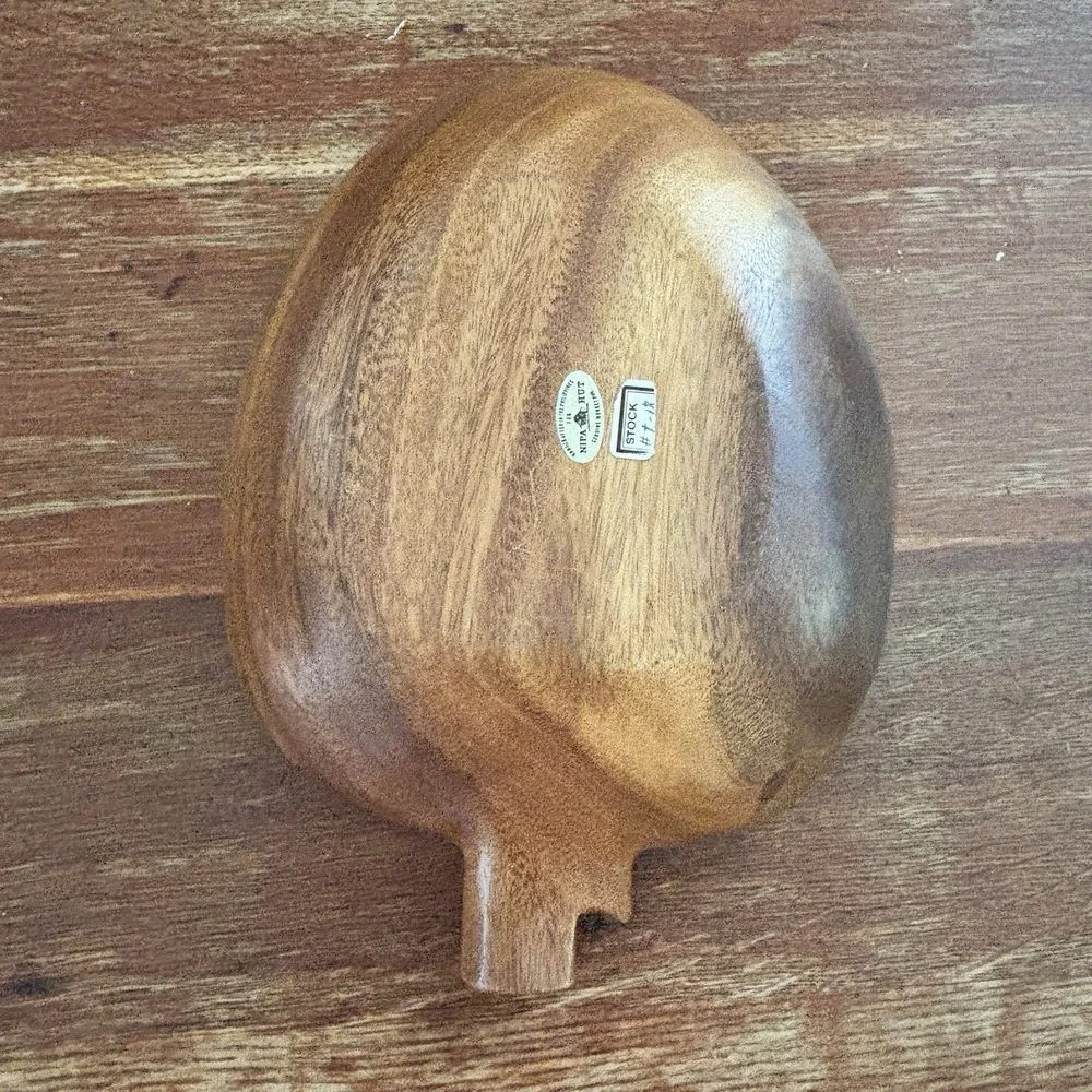 Vintage Hand Carved Nipa Hut Monkey Pod Wood Acorn Shape Bowl Dish Philippines